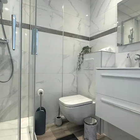 Au Petit Bonheur - - Centre Sélestat