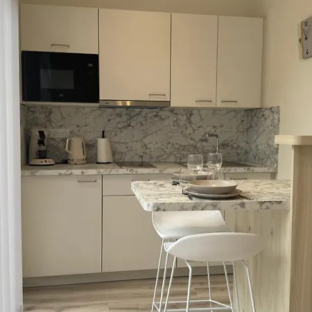 Au Petit Bonheur - - Centre Apartamento *